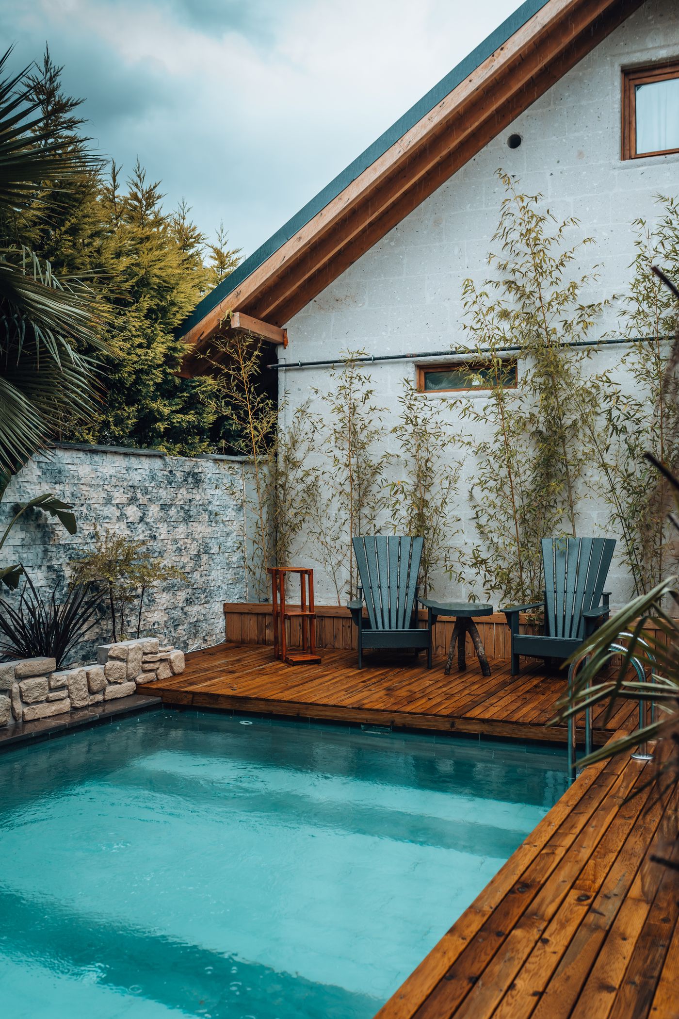 Vanishing-Edge Retreat — Private Residence — Boca Raton